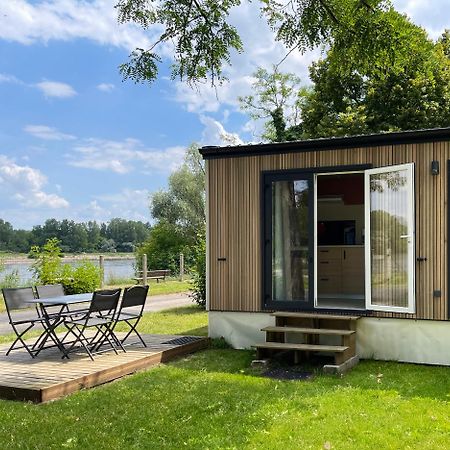 Camping Les Portes De Sancerre 圣萨蒂尔 外观 照片