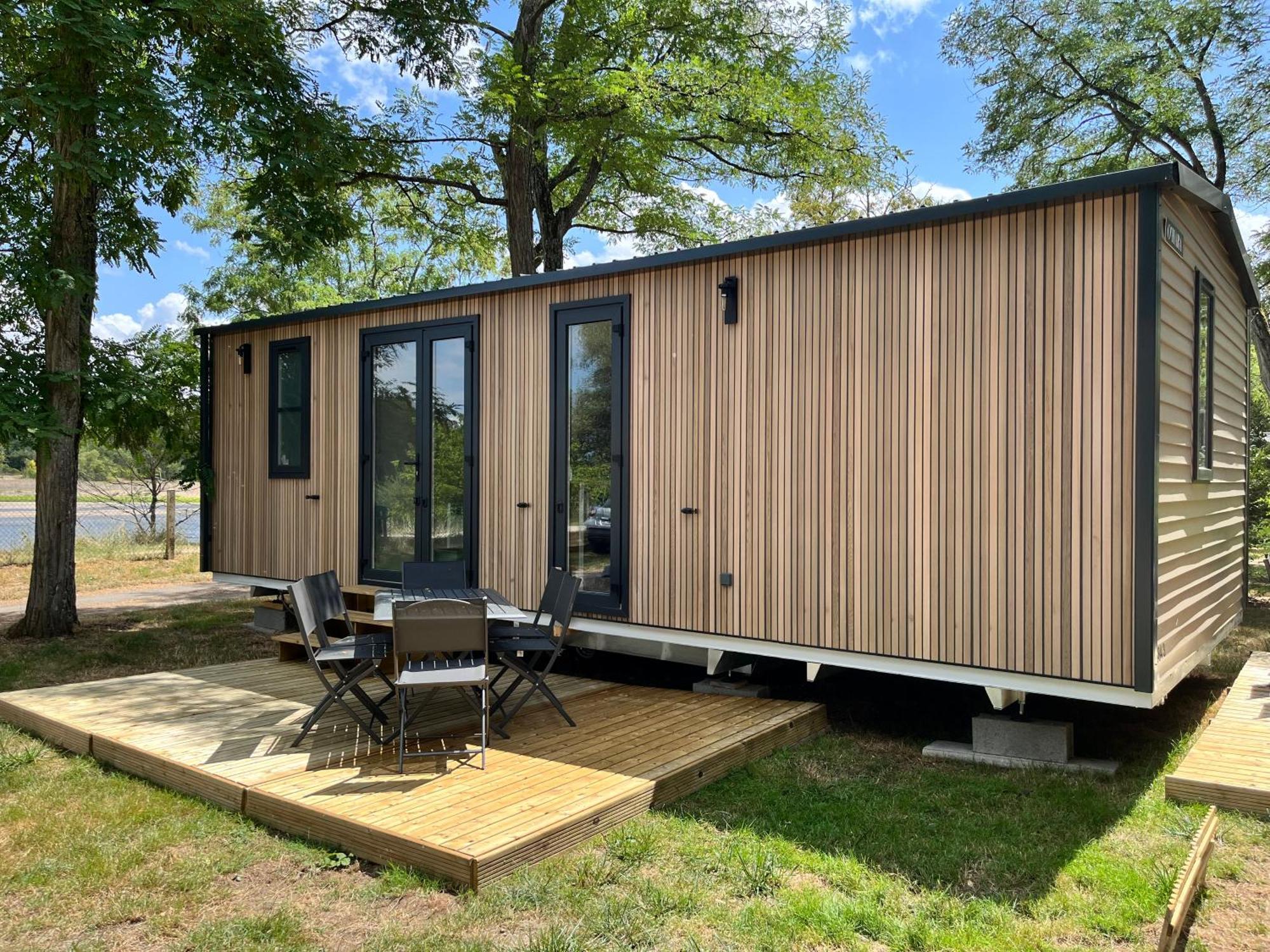 Camping Les Portes De Sancerre 圣萨蒂尔 外观 照片